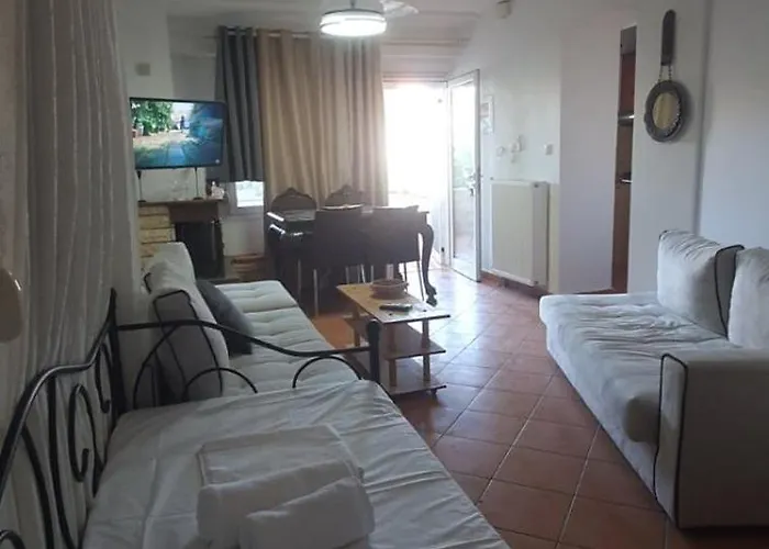 Nefeli's Cozy Afytos